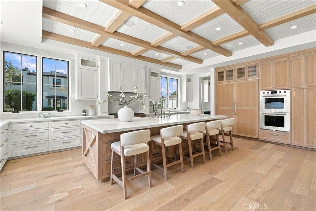 1002 10th, Manhattan Beach, CA 90266