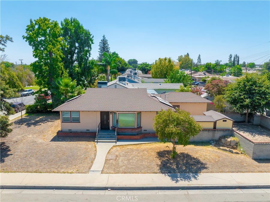 Property photo for 3501 Bank Street, Bakersfield, CA