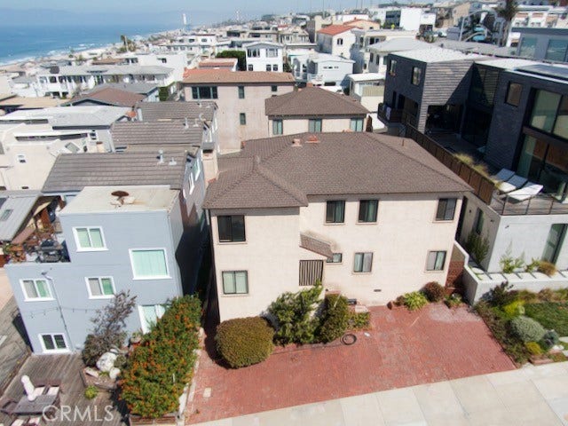 Property photo for 223 32nd St, Manhattan Beach, CA