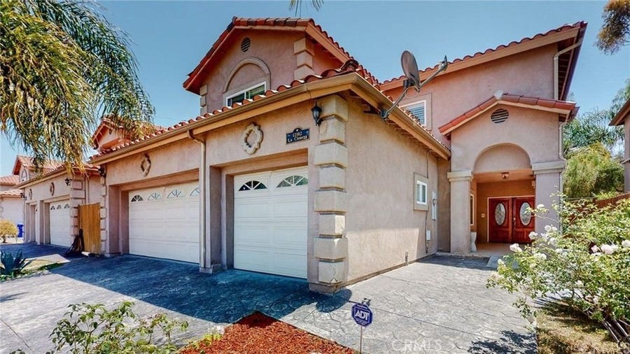 Property photo for 12102 S La Cienega, Hawthorne, CA