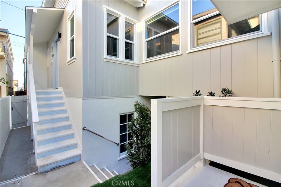 Property photo for 230 30th Street, Hermosa Beach, CA