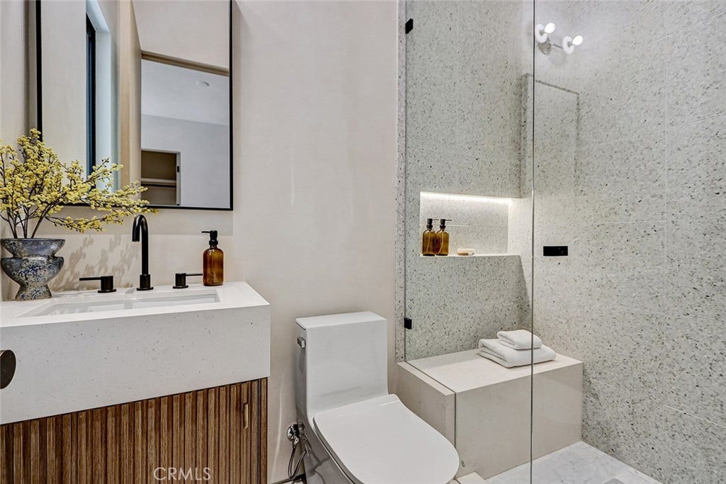 1404 Manhattan, Manhattan Beach, CA 90266 1404 Manhattan, Manhattan Beach, CA 90266