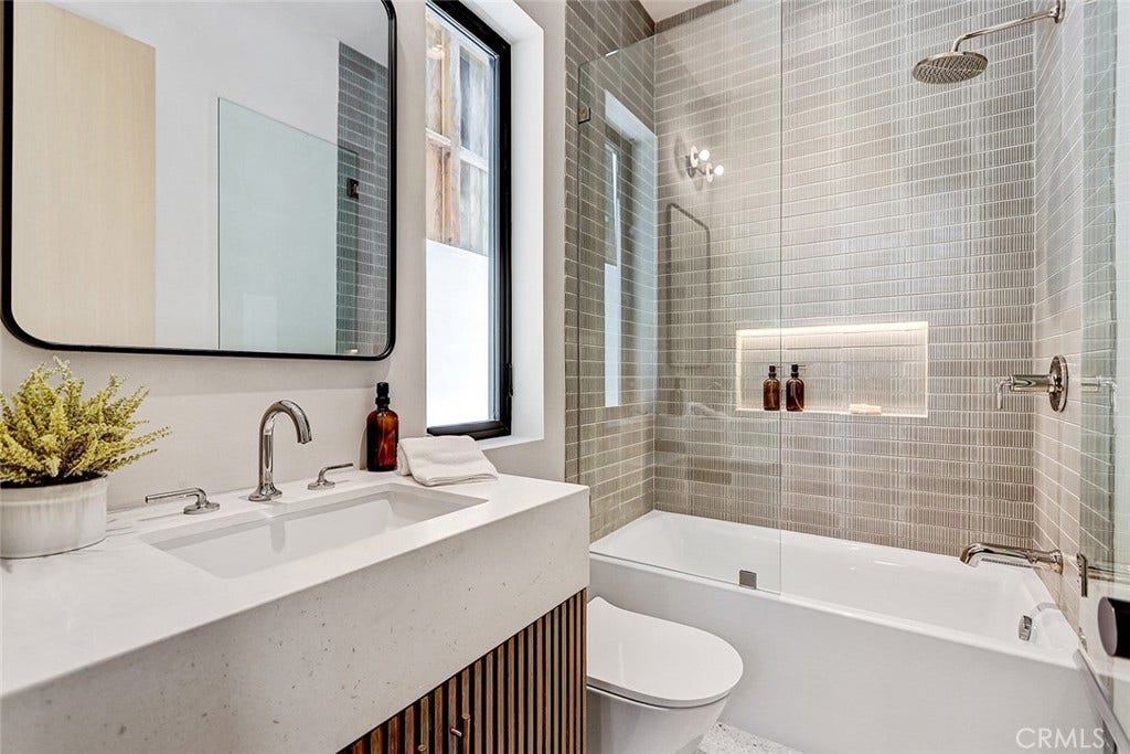 1404 Manhattan, Manhattan Beach, CA 90266 1404 Manhattan, Manhattan Beach, CA 90266