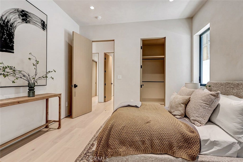 1404 Manhattan, Manhattan Beach, CA 90266 1404 Manhattan, Manhattan Beach, CA 90266