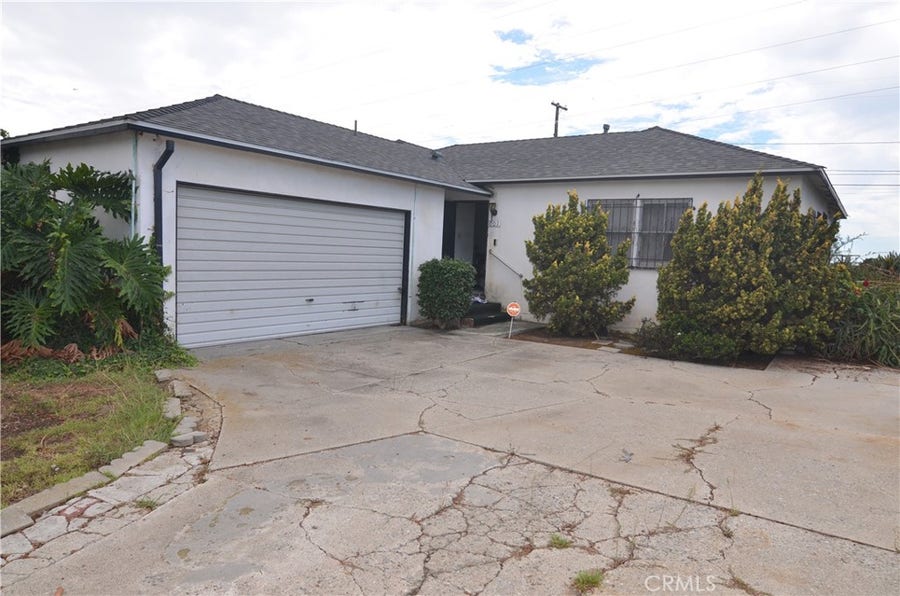 Property photo for 601 S Clymar, Compton, CA
