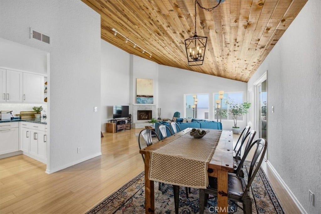 941 1st Street, Hermosa Beach, CA 90254