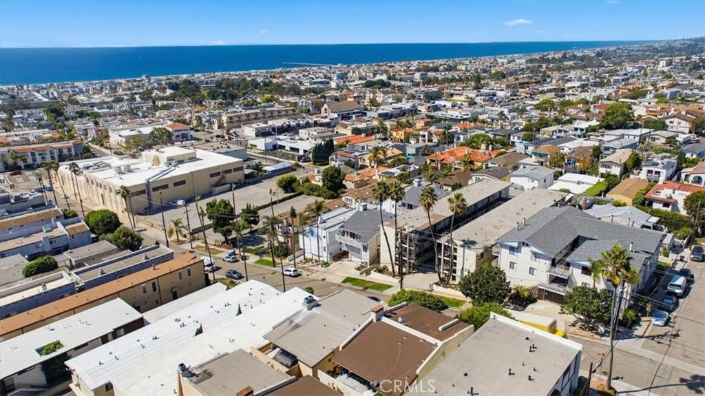 941 1st Street, Hermosa Beach, CA 90254