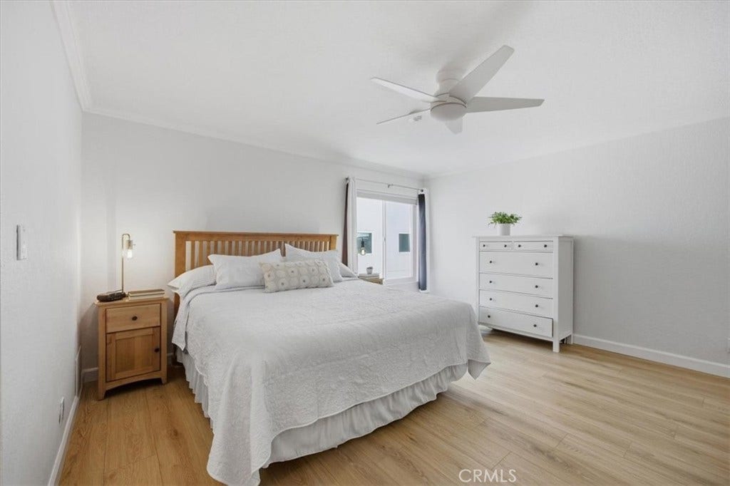 941 1st Street, Hermosa Beach, CA 90254