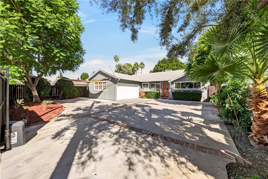 Property photo for 22817 Burbank Boulevard, Woodland Hills, CA