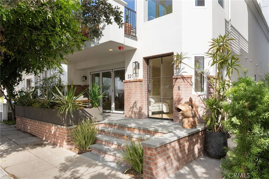 Property photo for 321 3rd Street, Manhattan Beach, CA