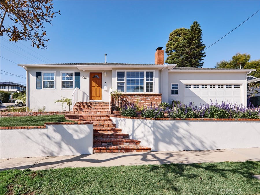 Property photo for 303 E Walnut, El Segundo, CA
