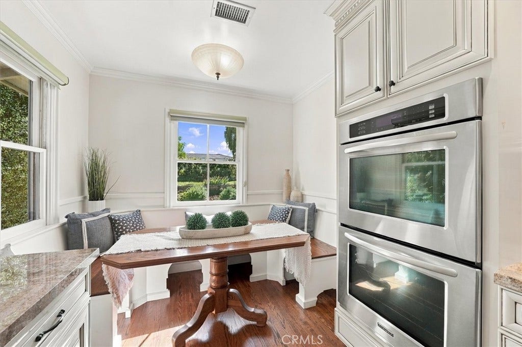 4021 Via Valmonte, Palos Verdes Estates, CA 90274 4021 Via Valmonte, Palos Verdes Estates, CA 90274