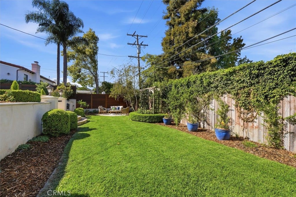 4021 Via Valmonte, Palos Verdes Estates, CA 90274 4021 Via Valmonte, Palos Verdes Estates, CA 90274