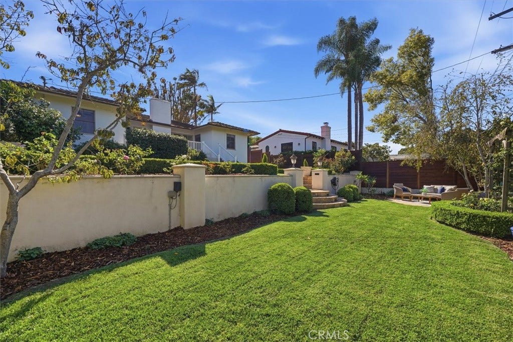 4021 Via Valmonte, Palos Verdes Estates, CA 90274 4021 Via Valmonte, Palos Verdes Estates, CA 90274