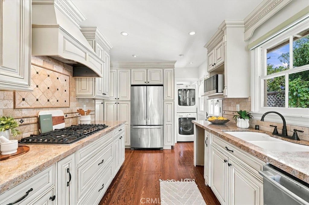 4021 Via Valmonte, Palos Verdes Estates, CA 90274 4021 Via Valmonte, Palos Verdes Estates, CA 90274
