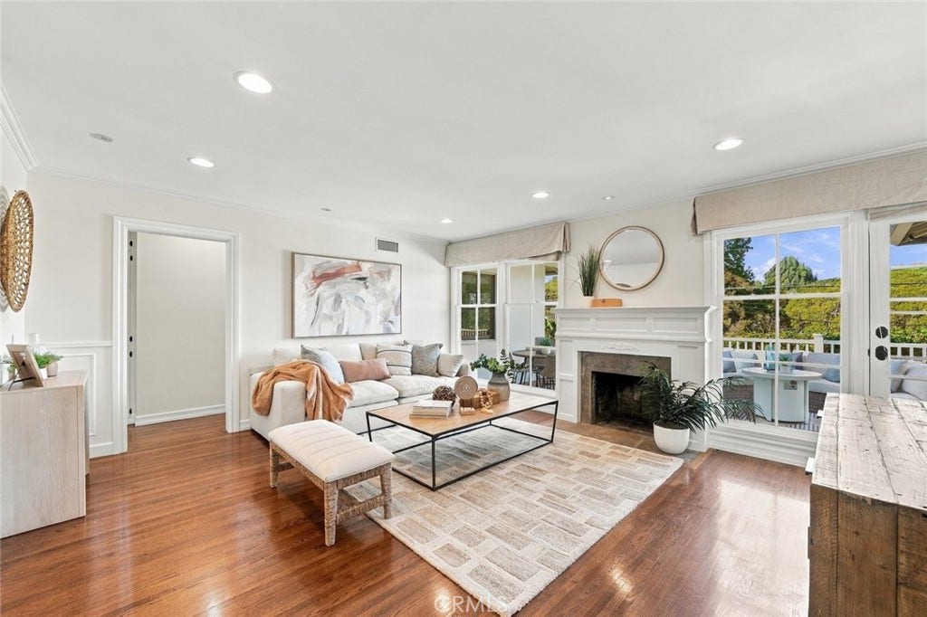 4021 Via Valmonte, Palos Verdes Estates, CA 90274 4021 Via Valmonte, Palos Verdes Estates, CA 90274