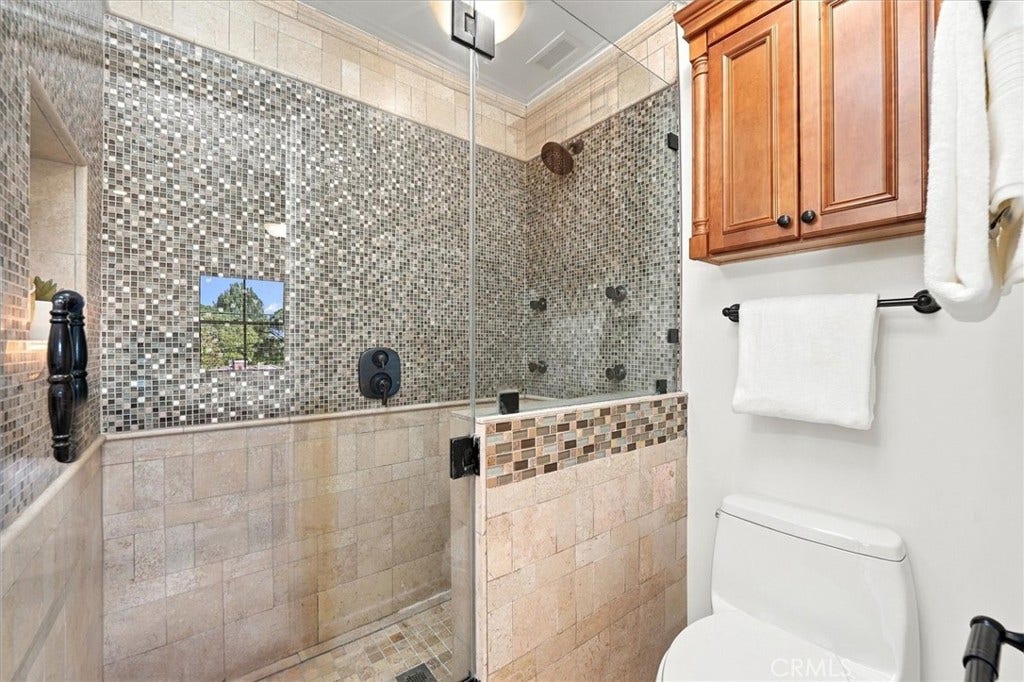4021 Via Valmonte, Palos Verdes Estates, CA 90274 4021 Via Valmonte, Palos Verdes Estates, CA 90274