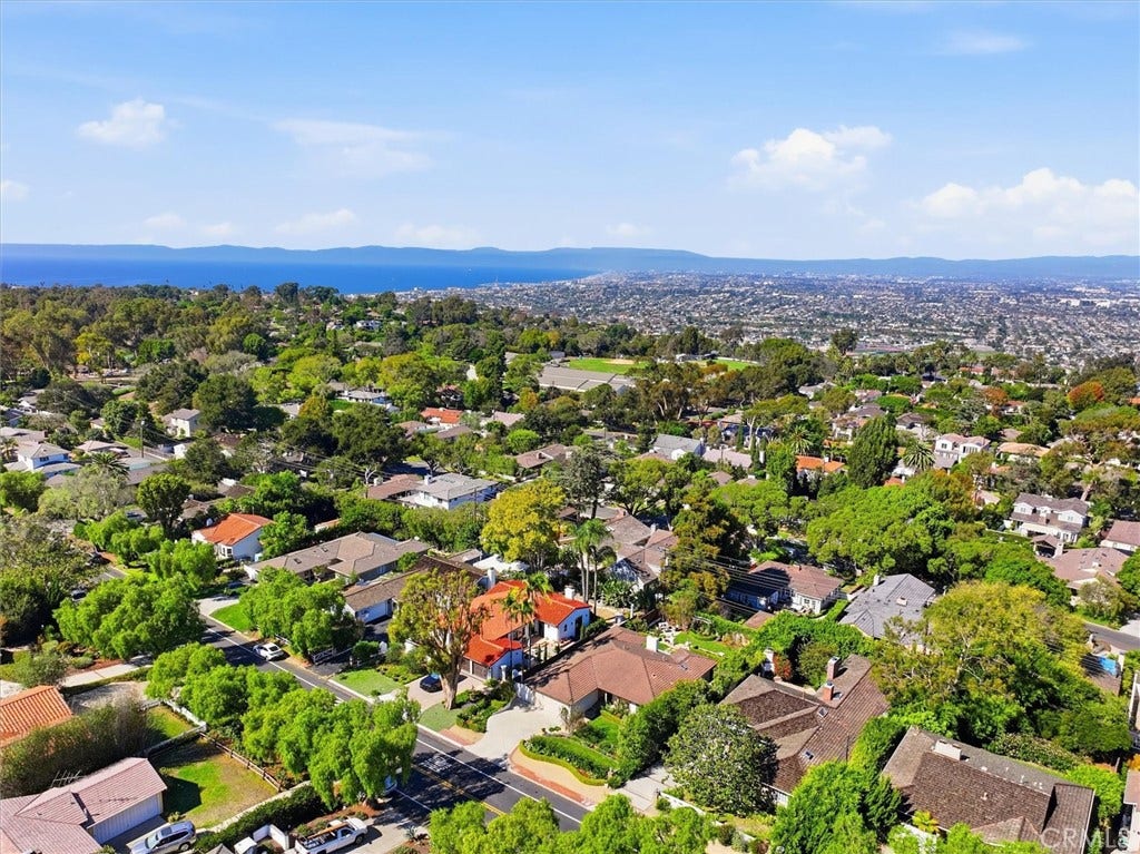 4021 Via Valmonte, Palos Verdes Estates, CA 90274 4021 Via Valmonte, Palos Verdes Estates, CA 90274