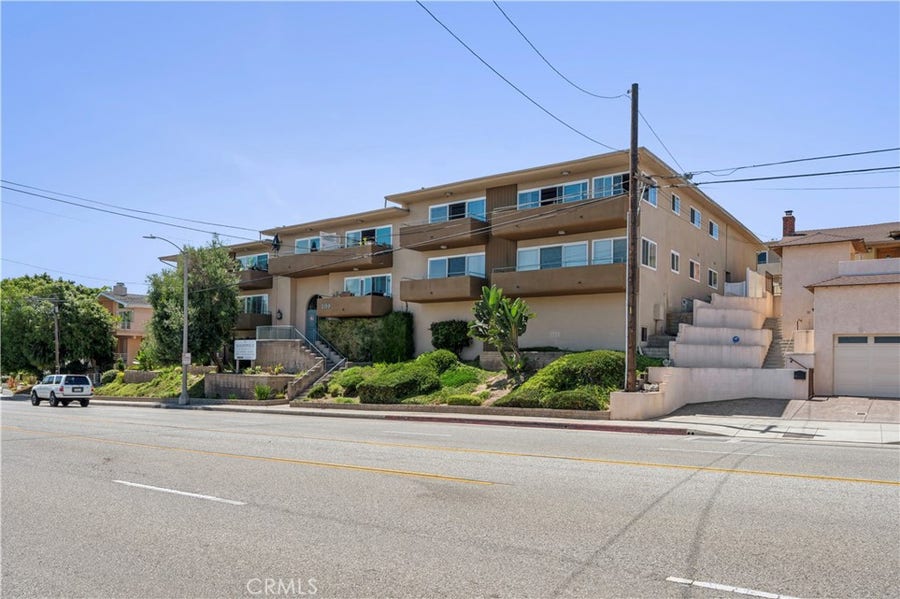 Property photo for 209 S Prospect Avenue, #107, Redondo Beach, CA