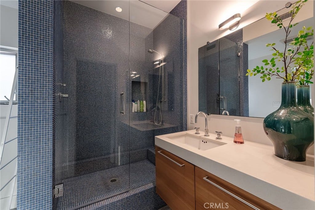 121 16th Street, Manhattan Beach, CA 90266