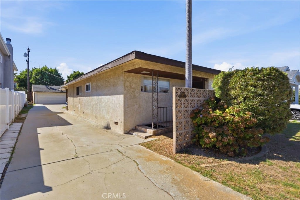 2308 Graham, Redondo Beach, CA 90278 East view of the lot