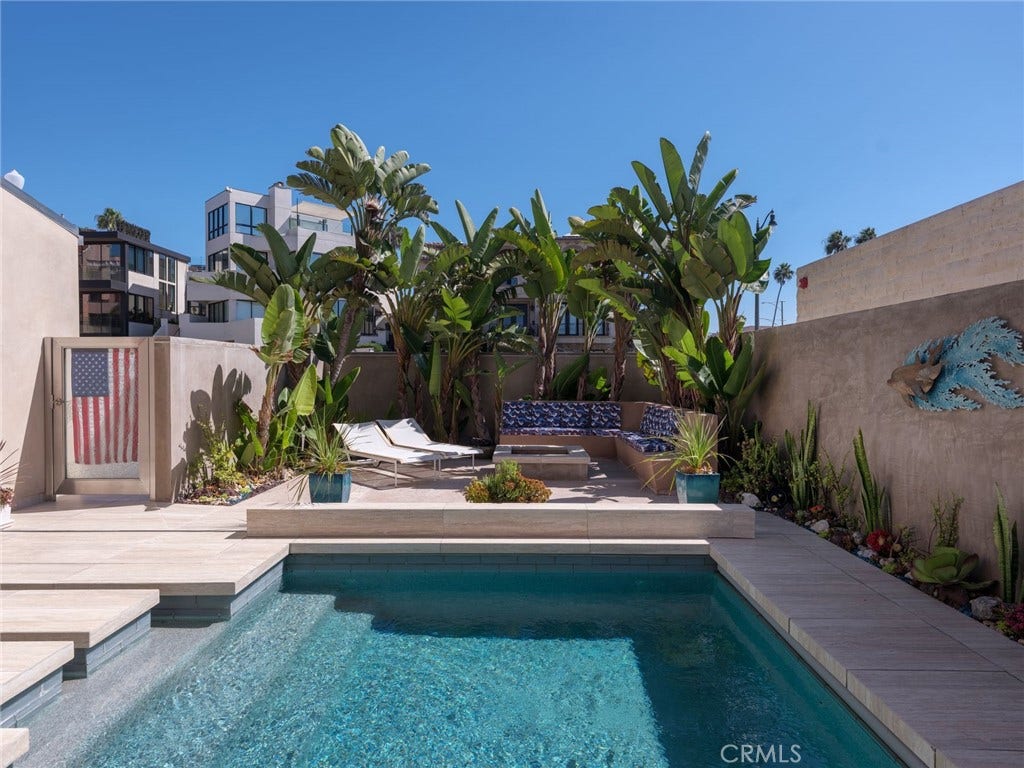 737 Esplanade, Redondo Beach, CA 90277 737 Esplanade, Redondo Beach, CA 90277