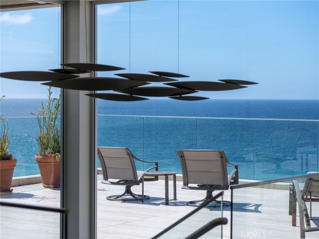 737 Esplanade, Redondo Beach, CA 90277 737 Esplanade, Redondo Beach, CA 90277