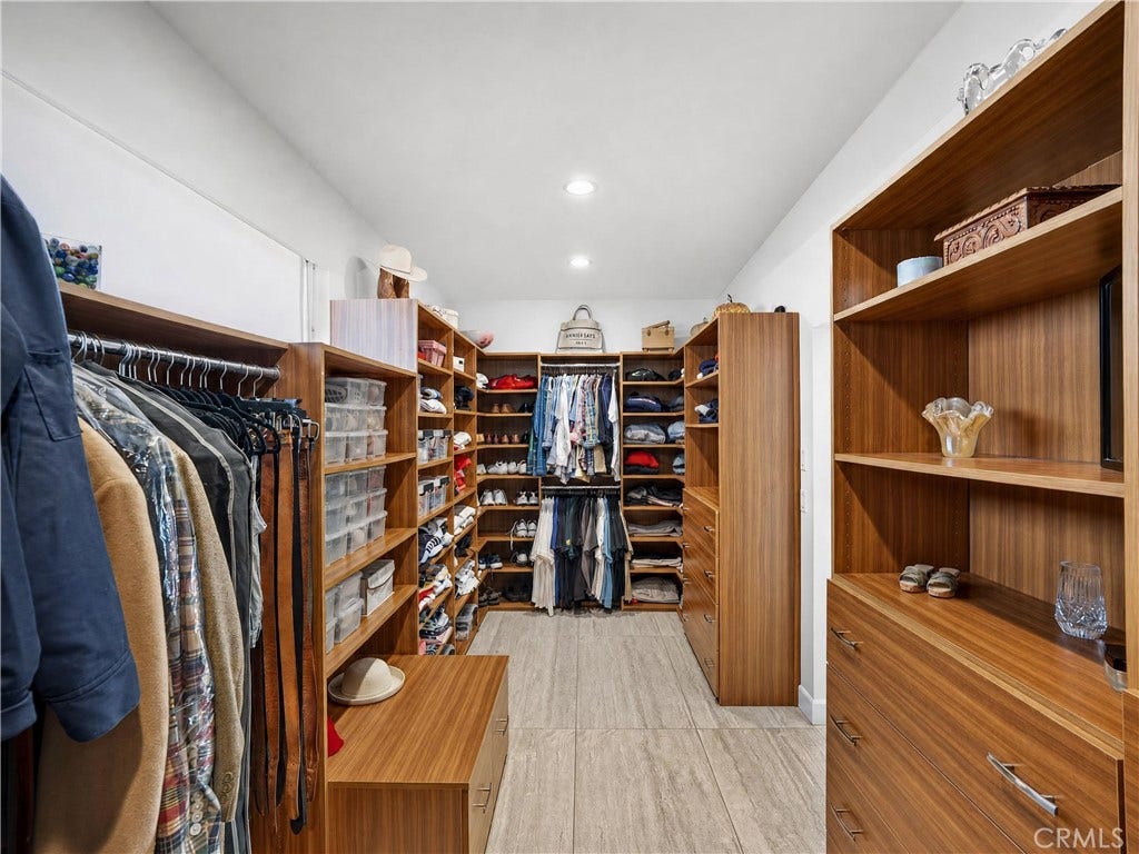 737 Esplanade, Redondo Beach, CA 90277 737 Esplanade, Redondo Beach, CA 90277