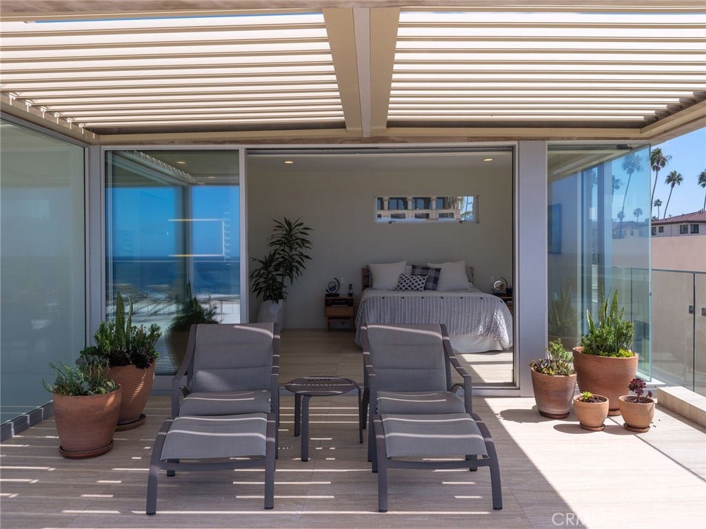737 Esplanade, Redondo Beach, CA 90277 737 Esplanade, Redondo Beach, CA 90277