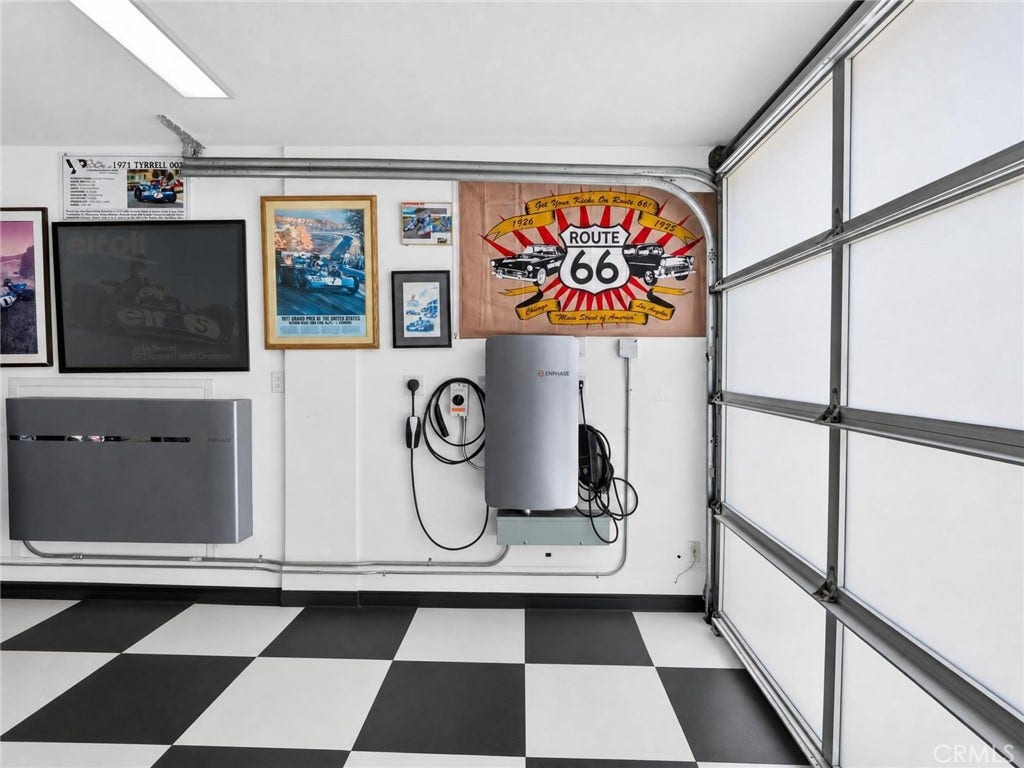 737 Esplanade, Redondo Beach, CA 90277 737 Esplanade, Redondo Beach, CA 90277