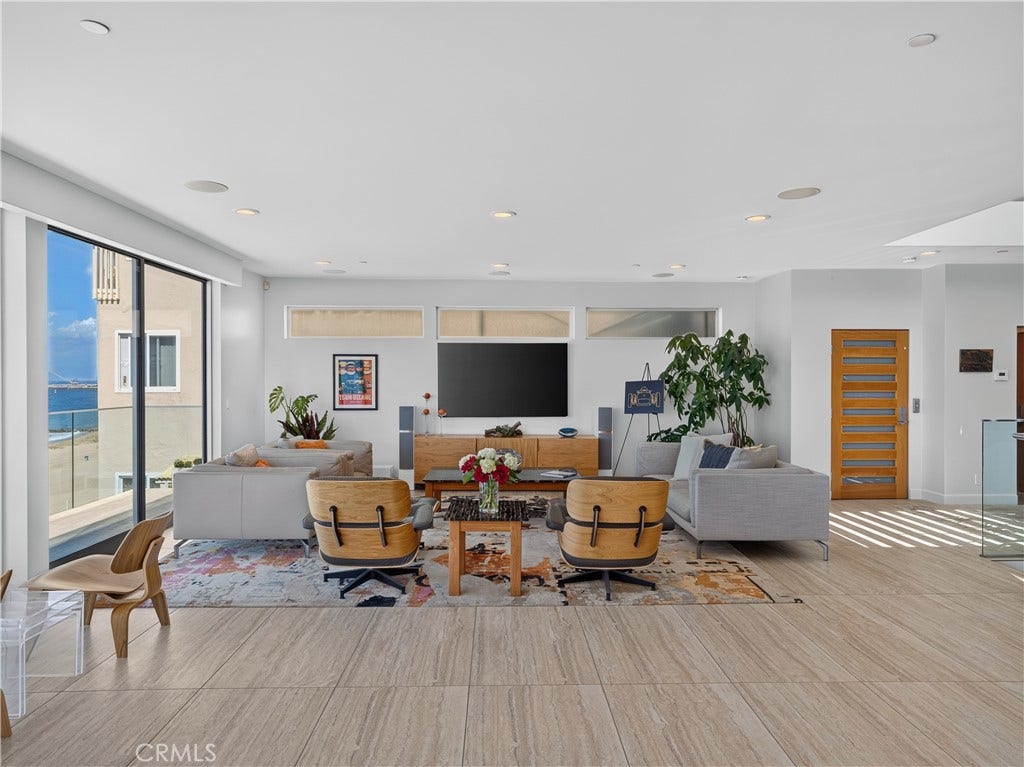 737 Esplanade, Redondo Beach, CA 90277 737 Esplanade, Redondo Beach, CA 90277