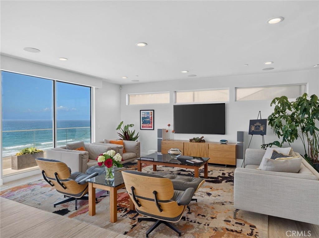 737 Esplanade, Redondo Beach, CA 90277 737 Esplanade, Redondo Beach, CA 90277