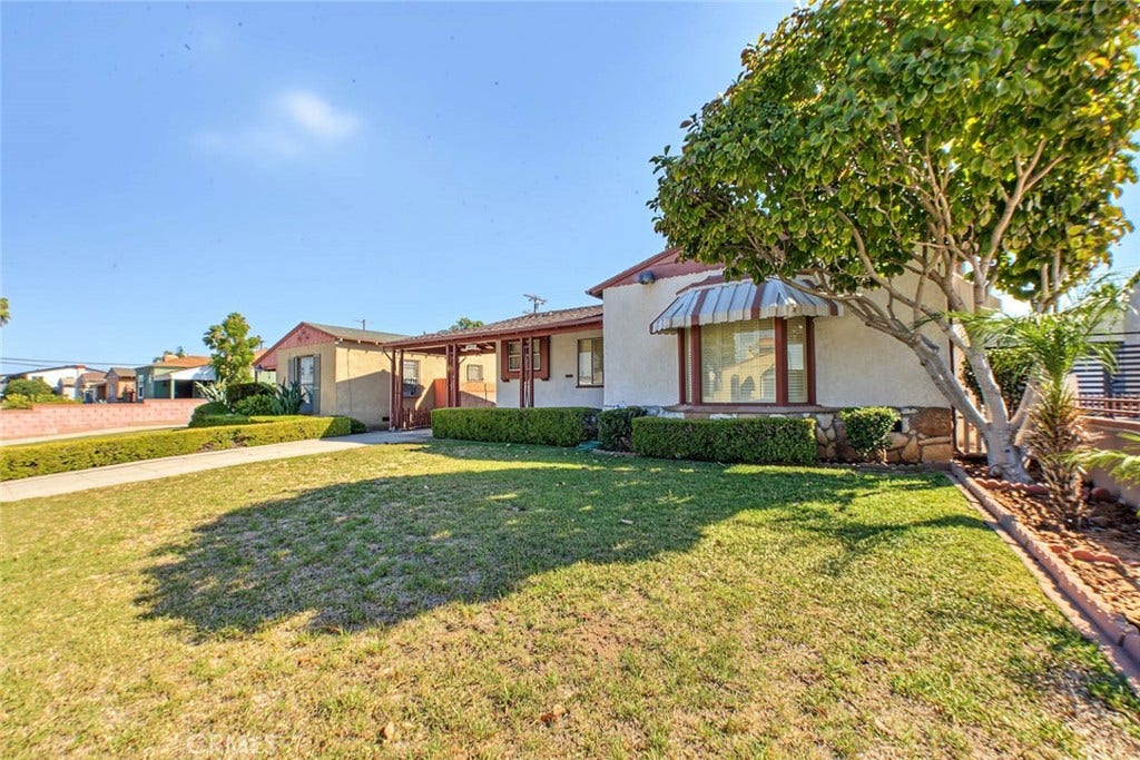 1438 W 94th Street, Los Angeles, CA 90047 1438 W 94th Street, Los Angeles, CA 90047