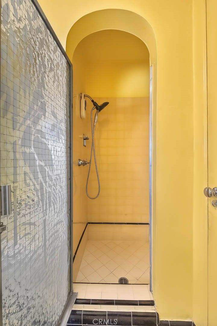 1438 W 94th Street, Los Angeles, CA 90047 1438 W 94th Street, Los Angeles, CA 90047