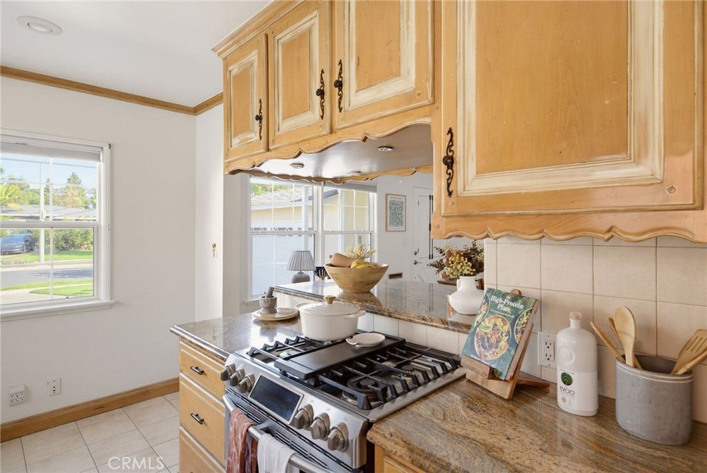 13235 Hindry, Hawthorne, CA 90250 13235 Hindry, Hawthorne, CA 90250