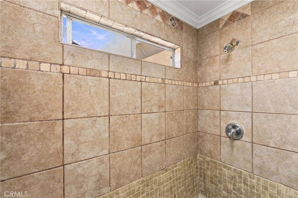 22613 Grace Avenue, Carson, CA 90745 22613 Grace Avenue, Carson, CA 90745