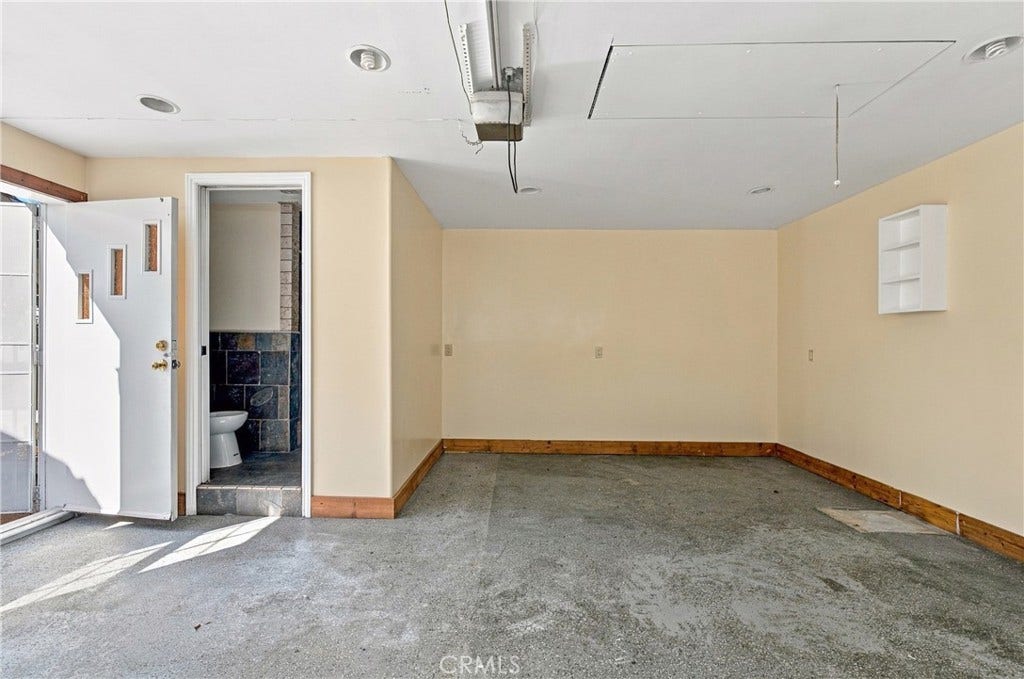 22613 Grace Avenue, Carson, CA 90745 22613 Grace Avenue, Carson, CA 90745