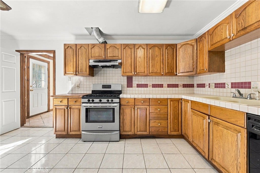 22613 Grace Avenue, Carson, CA 90745 22613 Grace Avenue, Carson, CA 90745