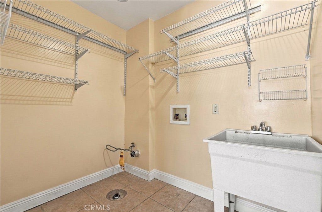22613 Grace Avenue, Carson, CA 90745 22613 Grace Avenue, Carson, CA 90745