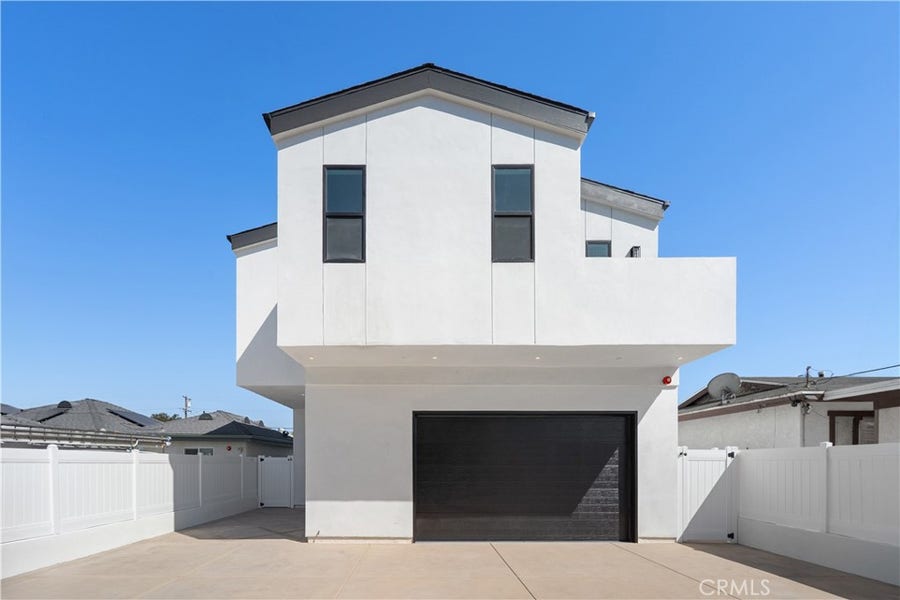 Property photo for 15634 Sombra Avenue, #B, Lawndale, CA