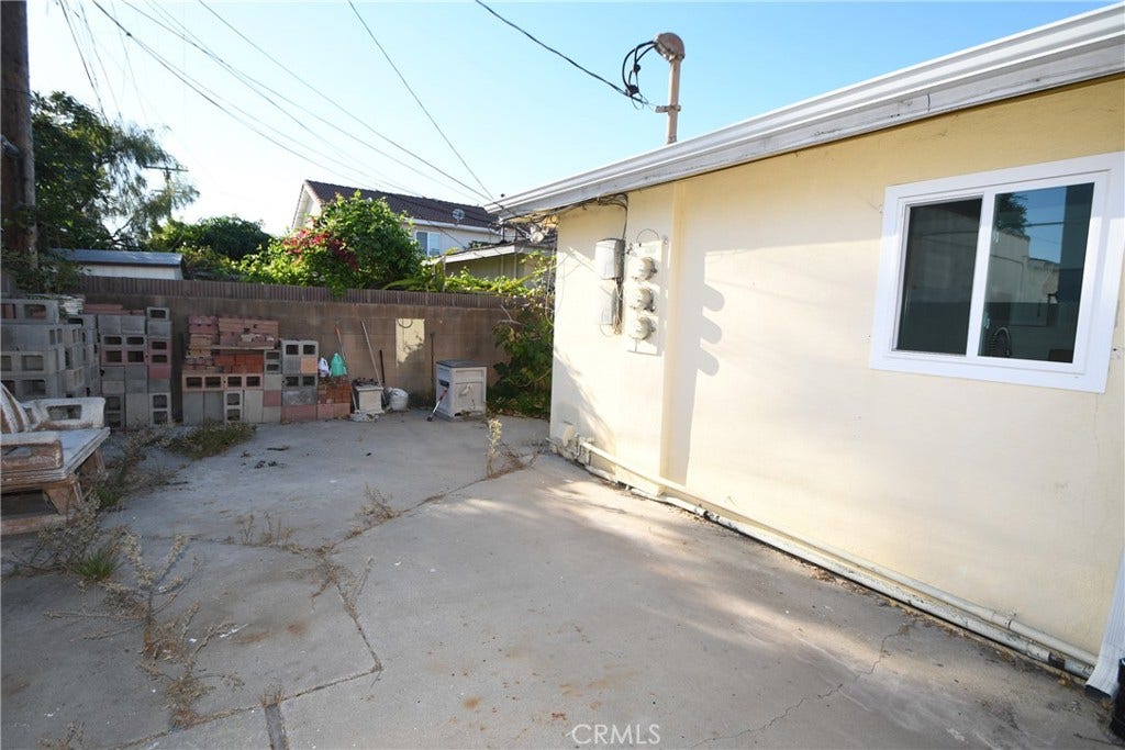 2706 Robinson Street, Redondo Beach, CA 90278