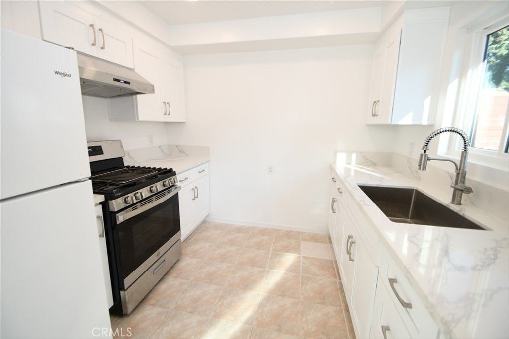 2706 Robinson Street, Redondo Beach, CA 90278