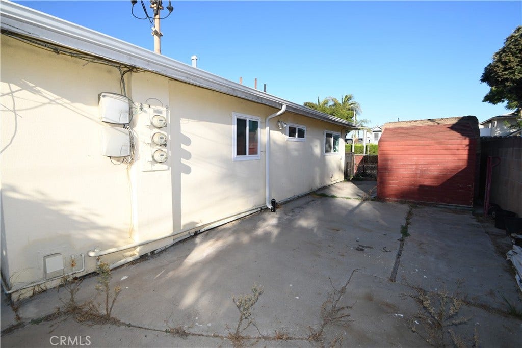 2706 Robinson Street, Redondo Beach, CA 90278