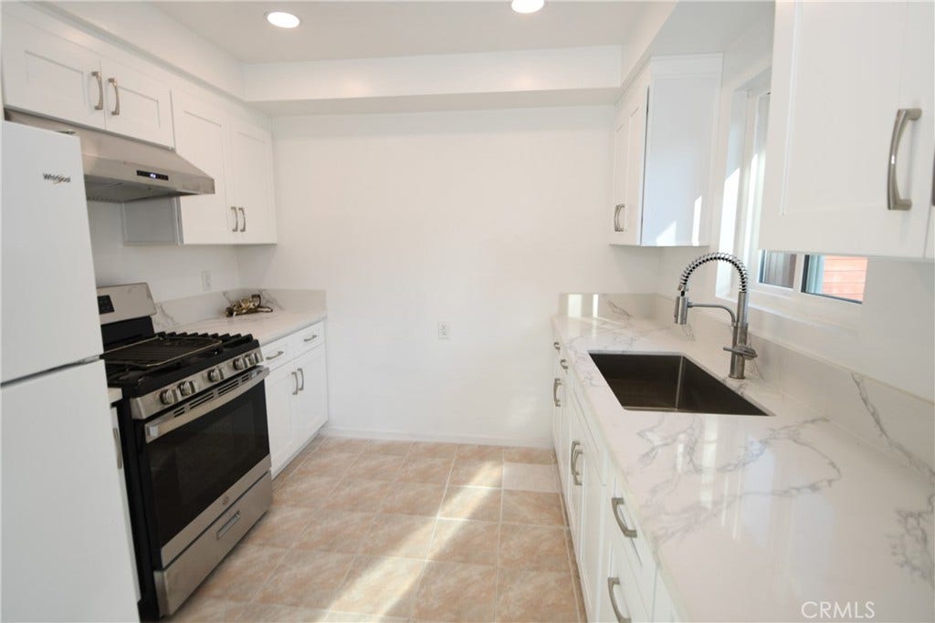 2706 Robinson Street, Redondo Beach, CA 90278