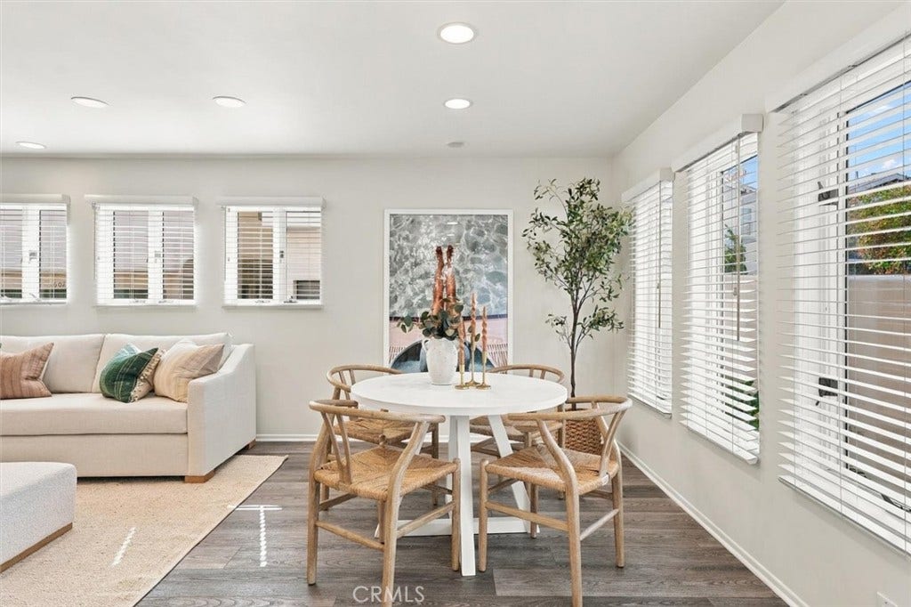 17 16th Street, Hermosa Beach, CA 90254 17 16th Street, Hermosa Beach, CA 90254