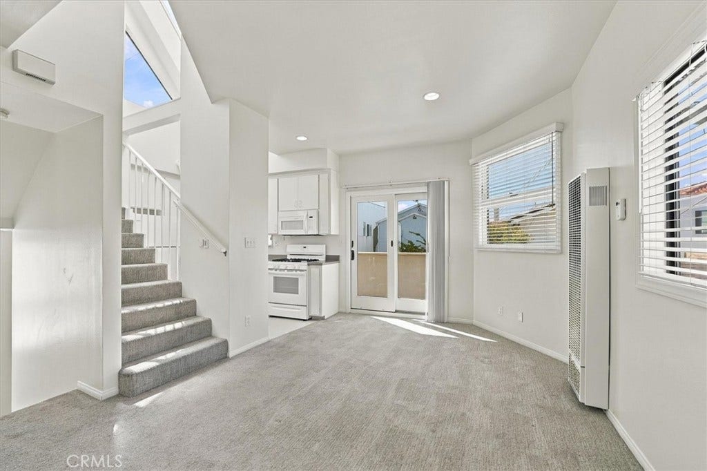 17 16th Street, Hermosa Beach, CA 90254 17 16th Street, Hermosa Beach, CA 90254