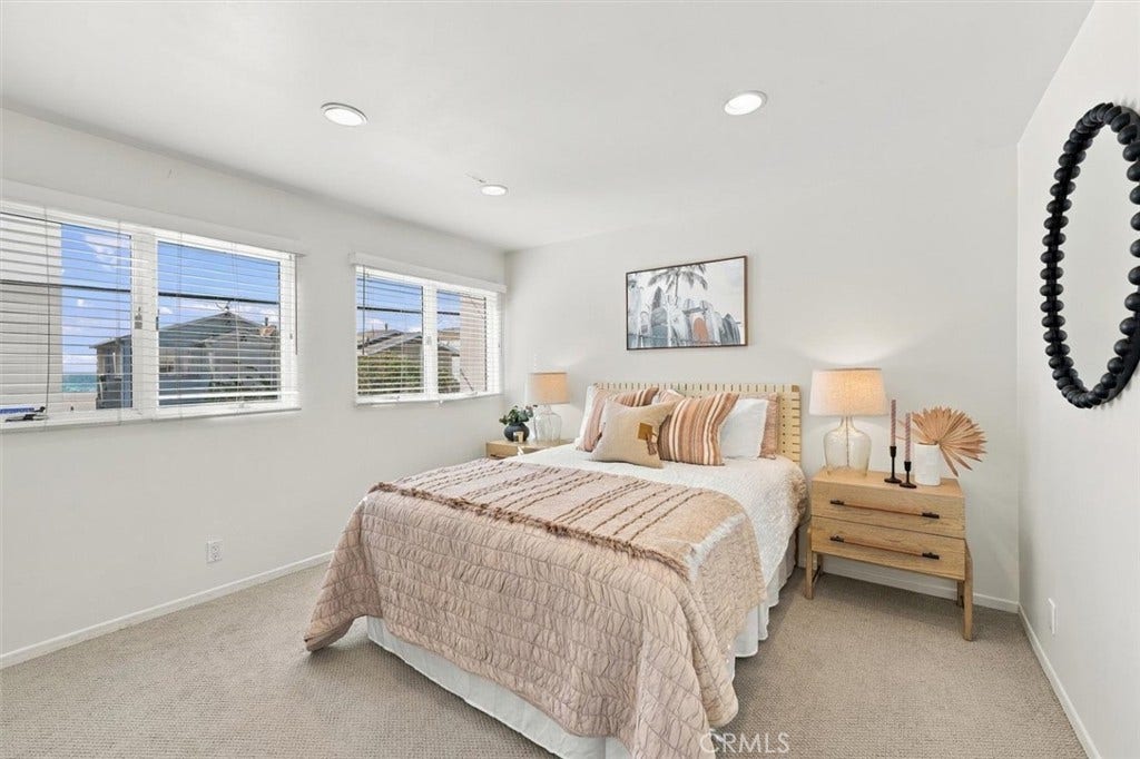 17 16th Street, Hermosa Beach, CA 90254 17 16th Street, Hermosa Beach, CA 90254