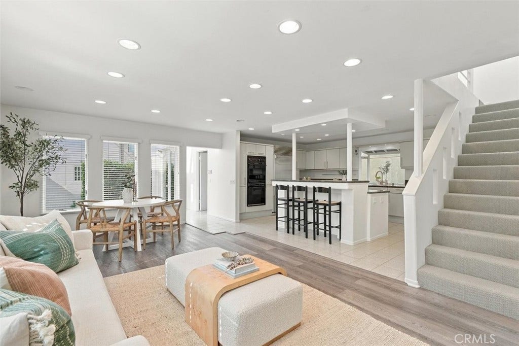 17 16th Street, Hermosa Beach, CA 90254 17 16th Street, Hermosa Beach, CA 90254