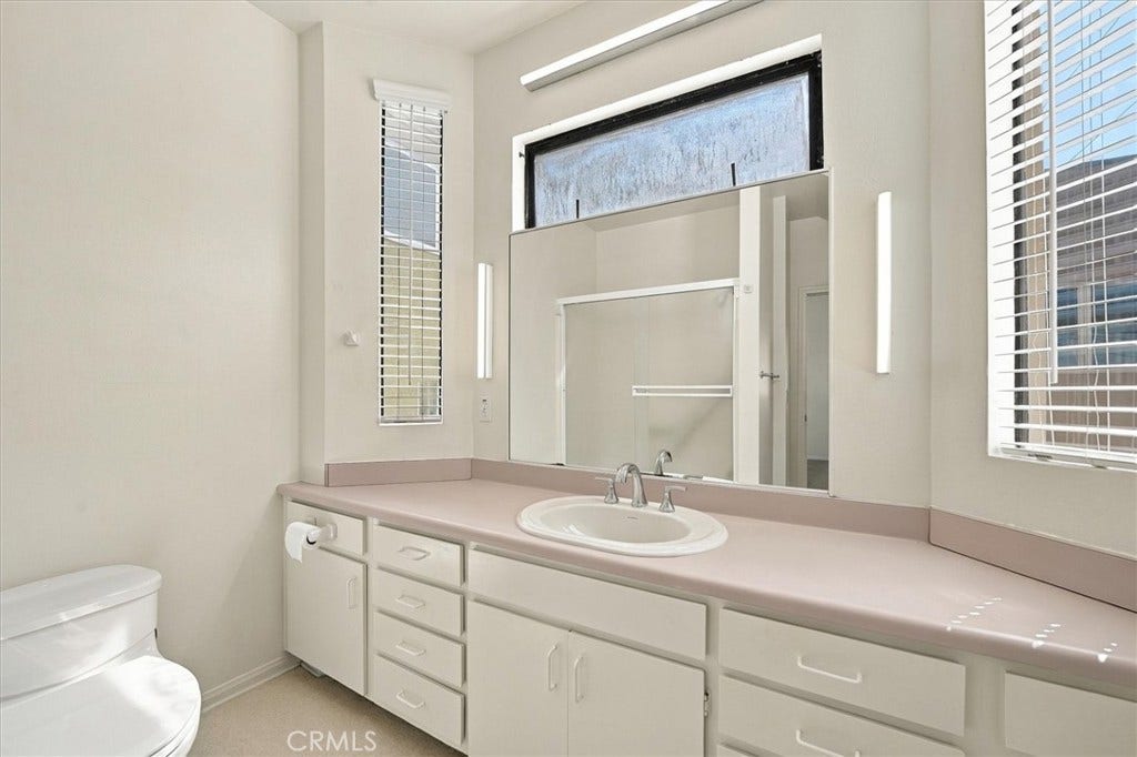 17 16th Street, Hermosa Beach, CA 90254 17 16th Street, Hermosa Beach, CA 90254