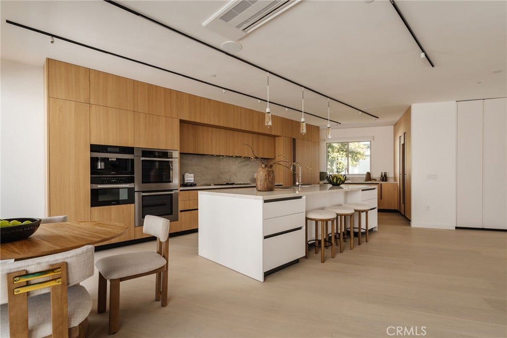 202 Calle Miramar, Redondo Beach, CA 90277 202 Calle Miramar, Redondo Beach, CA 90277
